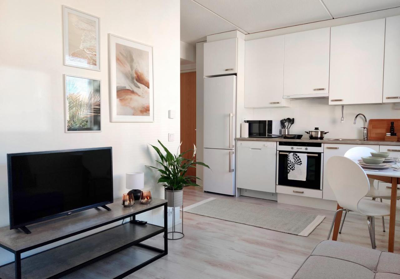 Beautiful Studio In The Heart Of Lahtis Exteriör bild